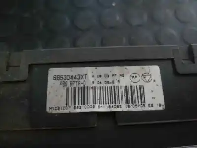 Peça sobressalente para automóvel em segunda mão comando de sofagem (chauffage / ar condicionado) por peugeot 1007 1.4 referências oem iam 96530443xt  