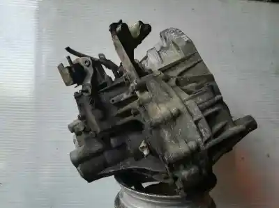Pièce détachée automobile d'occasion boîte de vitesses pour nissan primera trav. (p12) 2.2 16v turbodiesel cat références oem iam nd6r820030  39237