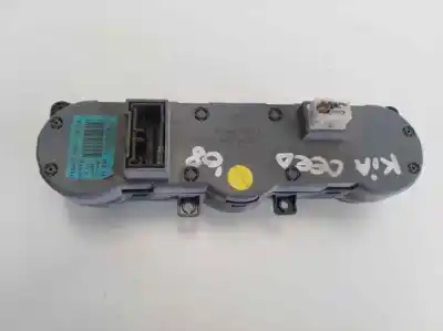 Peça sobressalente para automóvel em segunda mão comando de sofagem (chauffage / ar condicionado) por kia cee´d 1.6 crdi cat referências oem iam 972501h200eq  972501h200