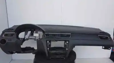 Peça sobressalente para automóvel em segunda mão Tablier por SKODA RAPID Ambition Referências OEM IAM 5JB857343  5JB857092