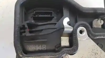 Second-hand car spare part rear right door lock for bmw x3 (e83) 2.0d oem iam references 7202148  