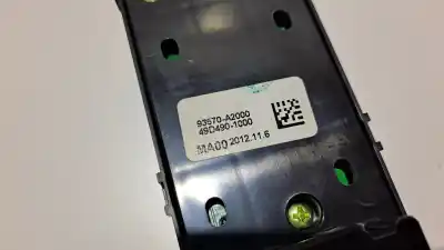 Second-hand car spare part left front power window switch for kia cee´d drive oem iam references 93570a2000  