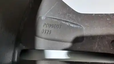 Pièce détachée automobile d'occasion jeu de jantes pour peugeot 308 gt line références oem iam 9806253277  