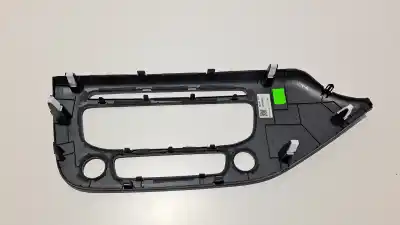 Peça sobressalente para automóvel em segunda mão moldagem por kia cee´d drive referências oem iam 84740a2000  84740a2040