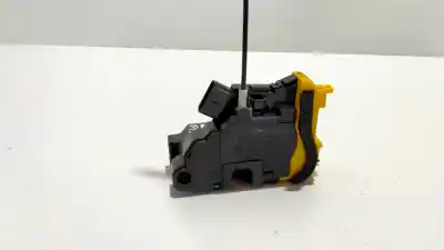 Peça sobressalente para automóvel em segunda mão fechadura da porta dianteira direita por kia cee´d uefa euro 2016 referências oem iam 81320a2410  