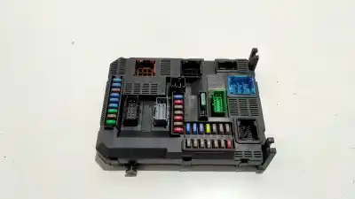 Pièce détachée automobile d'occasion BOÎTES À FUSIBLES pour PEUGEOT 308  Références OEM IAM 9807054180  