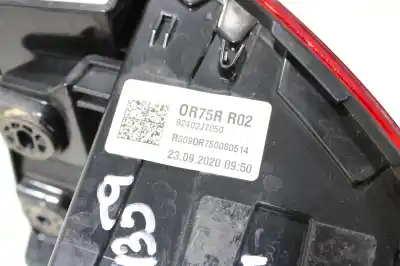 Автозапчастина б/у правий ліхтар для kia ceed tech посилання на oem iam 92402j7050  