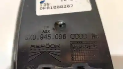 Автозапчастина б/у внутрішній правий завод для audi a1 (8x) ambition посилання на oem iam 8x0945096  