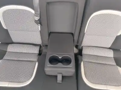 Автозапчастина б/у задні сидіння для kia cee´d drive посилання на oem iam   