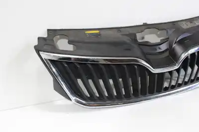 Second-hand car spare part front grille for skoda rapid ambition oem iam references 5ja853668  