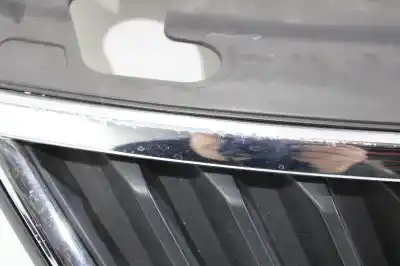 Second-hand car spare part front grille for skoda rapid ambition oem iam references 5ja853668  