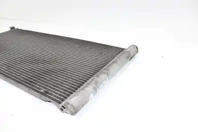 Peça sobressalente para automóvel em segunda mão condensador / radiador de ar condicionado por renault laguna iii initiale referências oem iam 921100002r  