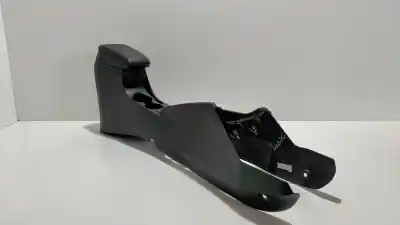 Pezzo di ricambio per auto di seconda mano bracciolo centrale per hyundai i20 coupe sport riferimenti oem iam 93310c8000  