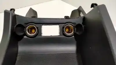 Pezzo di ricambio per auto di seconda mano bracciolo centrale per hyundai i20 coupe sport riferimenti oem iam 93310c8000  