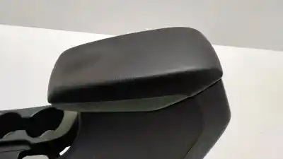 Pezzo di ricambio per auto di seconda mano bracciolo centrale per hyundai i20 coupe sport riferimenti oem iam 93310c8000  