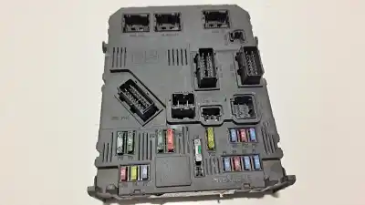 Peça sobressalente para automóvel em segunda mão caixa de fusíveis e relés por citroen c3 1.4 hdi exclusive referências oem iam 9652474480  s118085200