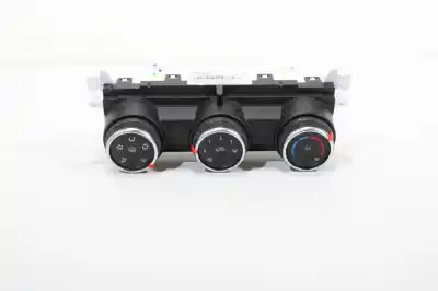 Pezzo di ricambio per auto di seconda mano Controllo Riscaldamento / Aria Condizionata per RENAULT CLIO V Intens Riferimenti OEM IAM 275107544R  
