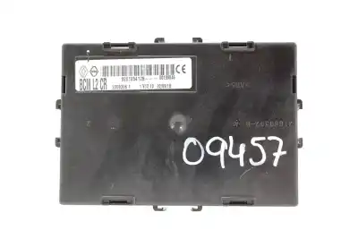 Pezzo di ricambio per auto di seconda mano scatola relè/fusibili per renault clio iii 20 aniversario riferimenti oem iam 8201054128  
