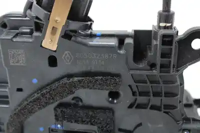 Pezzo di ricambio per auto di seconda mano serratura porta anteriore sinistra per renault clio v intens riferimenti oem iam 805032387r  