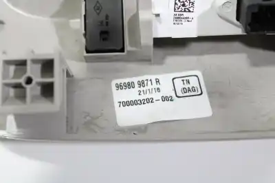 Second-hand car spare part interior light for renault kadjar zen oem iam references 969809871r  