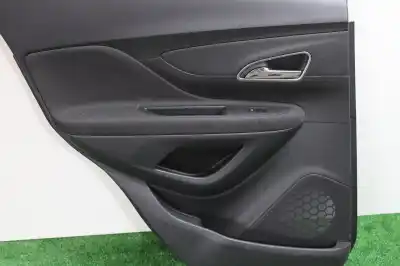Автозапчасти б/у обивка задней левой двери за opel mokka x selective start/stop ссылки oem iam 95387789  avf84542