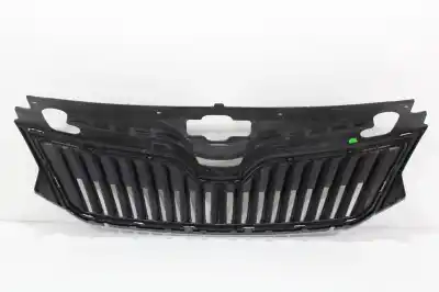 Second-hand car spare part front bumper grille for skoda rapid active oem iam references 5ja853668  