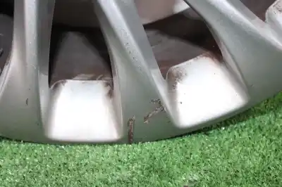 Peça sobressalente para automóvel em segunda mão jante por opel corsa e selective referências oem iam 13399305  