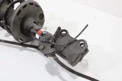 Pezzo di ricambio per auto di seconda mano ammortizzatore anteriore destro per toyota auris active riferimenti oem iam   