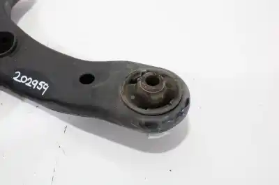 Pezzo di ricambio per auto di seconda mano braccio sospensione inferiore anteriore destro per toyota auris active riferimenti oem iam   