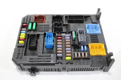 Second-hand car spare part fuse box unit for ds 7 crossback performance line oem iam references 9832880680  