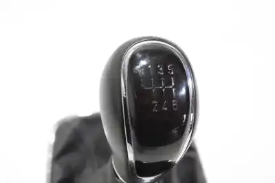 Pezzo di ricambio per auto di seconda mano rivestimento della leva del cambio per opel insignia berlina sport riferimenti oem iam 55563840  