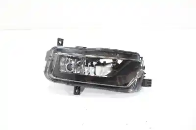 Second-hand car spare part right fog light for man tge kasten (uy) kasten 3.100/3.140/3.180 extralang hochdach fwd oem iam references 7c0941662b