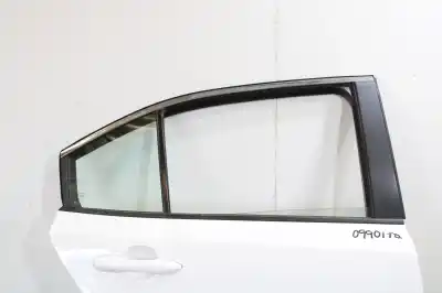 İkinci el araba yedek parçası arka sag kapi için toyota corolla (e21) hybrid active oem iam referansları   