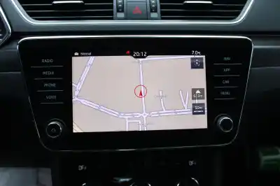 Автозапчастина б/у gps навігаційна система для skoda superb combi (3v5) sportline 4x4 посилання на oem iam 565035874  