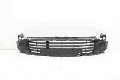 Peça sobressalente para automóvel em segunda mão grelha de pára choques frontal por renault clio iv business referências oem iam 622542958r