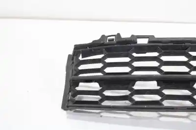 Автозапчастина б/у решіта переднього бампера для skoda superb (3v3) ambition посилання на oem iam 3v0853677  