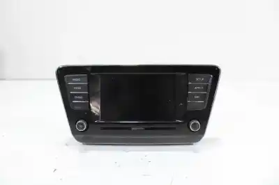 Автозапчастина б/у аудіо система / радіо Cd для SKODA SUPERB (3V3) Ambition Посилання на OEM IAM 3V0035871C  