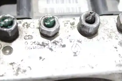 Peça sobressalente para automóvel em segunda mão abs por renault clio iii confort expression referências oem iam 0265800559  8200589749