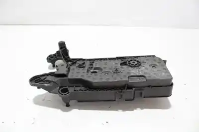 Автозапчастина б/у середній для skoda superb (3v3) ambition посилання на oem iam 5q0915321j