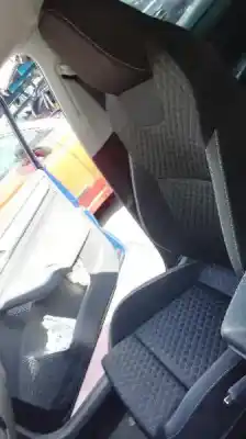 Pezzo di ricambio per auto di seconda mano sedile anteriore destro per skoda spaceback (5h) active riferimenti oem iam  Pezzo di ricambio per auto di seconda mano sedile anteriore destro per skoda spaceback (5h) active riferimenti oem iam