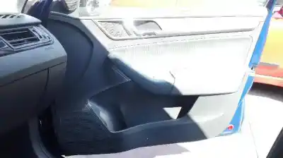 Pezzo di ricambio per auto di seconda mano rivestimento porta anteriore destro per skoda spaceback (5h) active riferimenti oem iam  Pezzo di ricambio per auto di seconda mano rivestimento porta anteriore destro per skoda spaceback (5h) active riferimenti oem iam