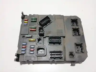Gebrauchtes Autoersatzteil RELAIS SICHERUNGSKASTEN Multifunktionsrelais zum PEUGEOT 1007  OEM-IAM-Referenzen 9659579180  