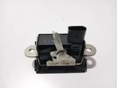Piesă de schimb auto la mâna a doua ÎNCUIETOARE PORBAGAJ pentru SEAT LEON (1P1)  Referințe OEM IAM 1P0827505A  