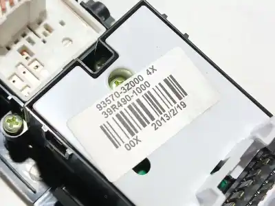Second-hand car spare part left front power window switch for hyundai i40 i cw (vf) 1.7 crdi oem iam references 935703z000  
