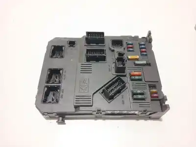 Peça sobressalente para automóvel em segunda mão CAIXA DE FUSÍVEIS E RELÉS por CITROEN XSARA PICASSO (N68)  Referências OEM IAM 9652474680  