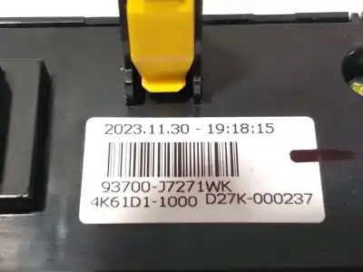 Pezzo di ricambio per auto di seconda mano comando multifunzione per kia xceed (cd) 1.6 crdi 136 riferimenti oem iam 93700j7271  