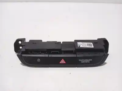 Second-hand car spare part hazard warning lights for kia xceed (cd) 1.6 crdi 136 oem iam references 93600j7000