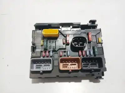 Pezzo di ricambio per auto di seconda mano scatola relè/fusibili per citroen c2 (jm_) 1.4 riferimenti oem iam 9659741780