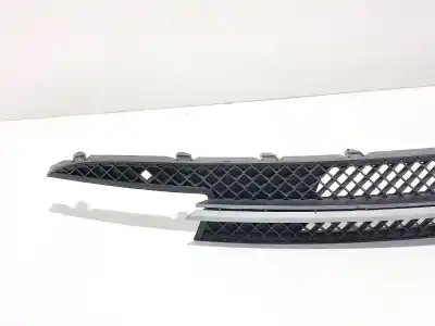 Second-hand car spare part front grille for bmw 1 (e87) 118 d oem iam references 51117182367  