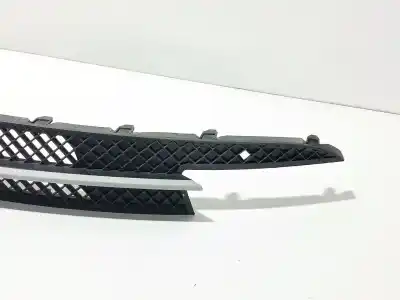 Second-hand car spare part front grille for bmw 1 (e87) 118 d oem iam references 51117182367  